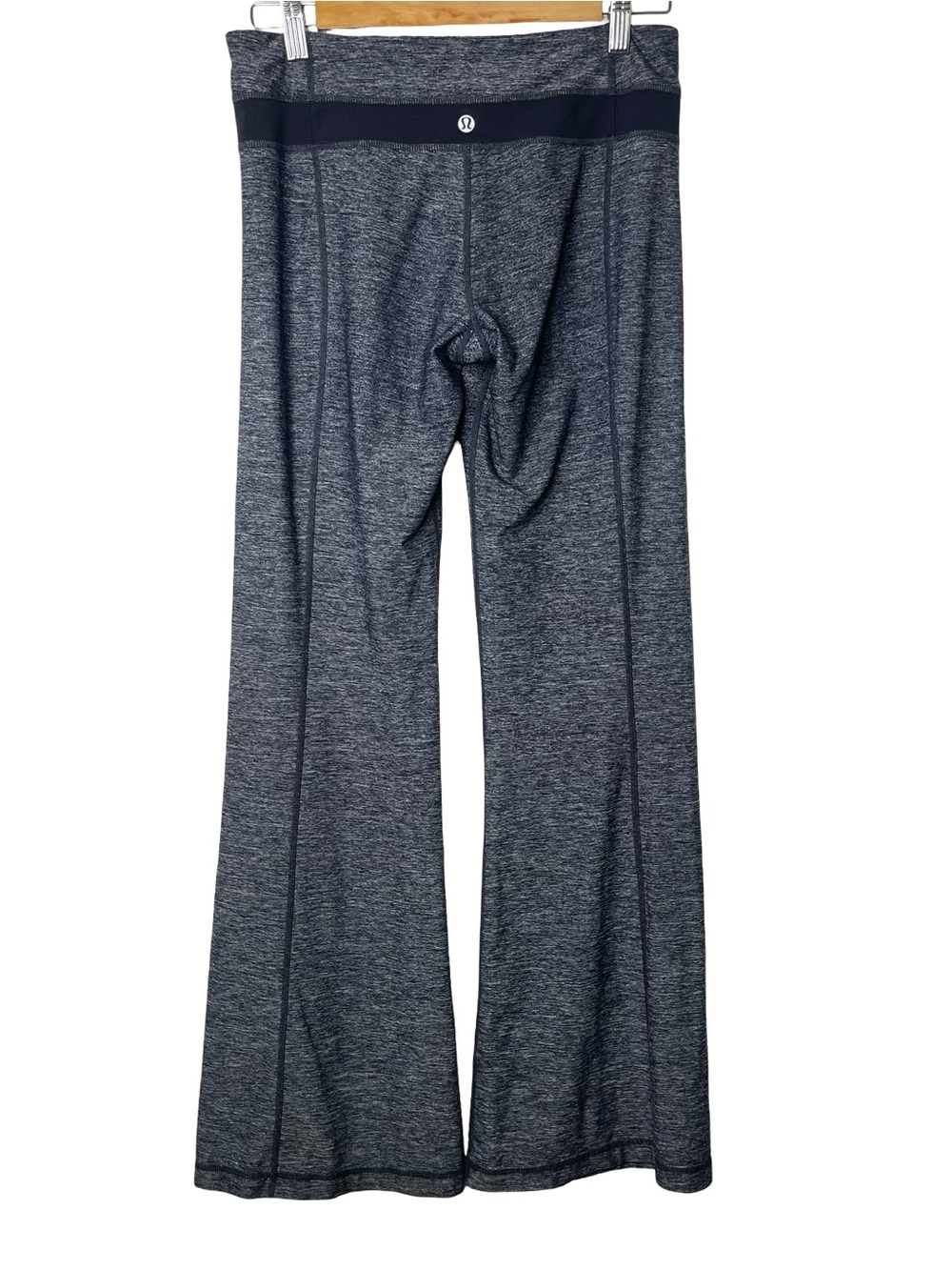 Lululemon Athletica Wide Leg Groove Grey Yoga Pants Leggings Size 8
